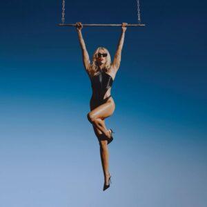 [MILEY CYRUS] ENDLESS SUMMER VACATION Arg